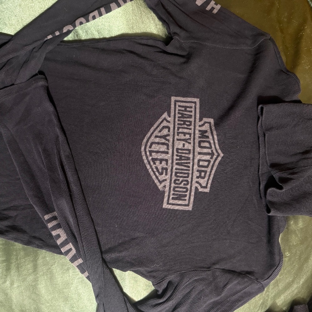 Harley Davidson women’s small turtleneck